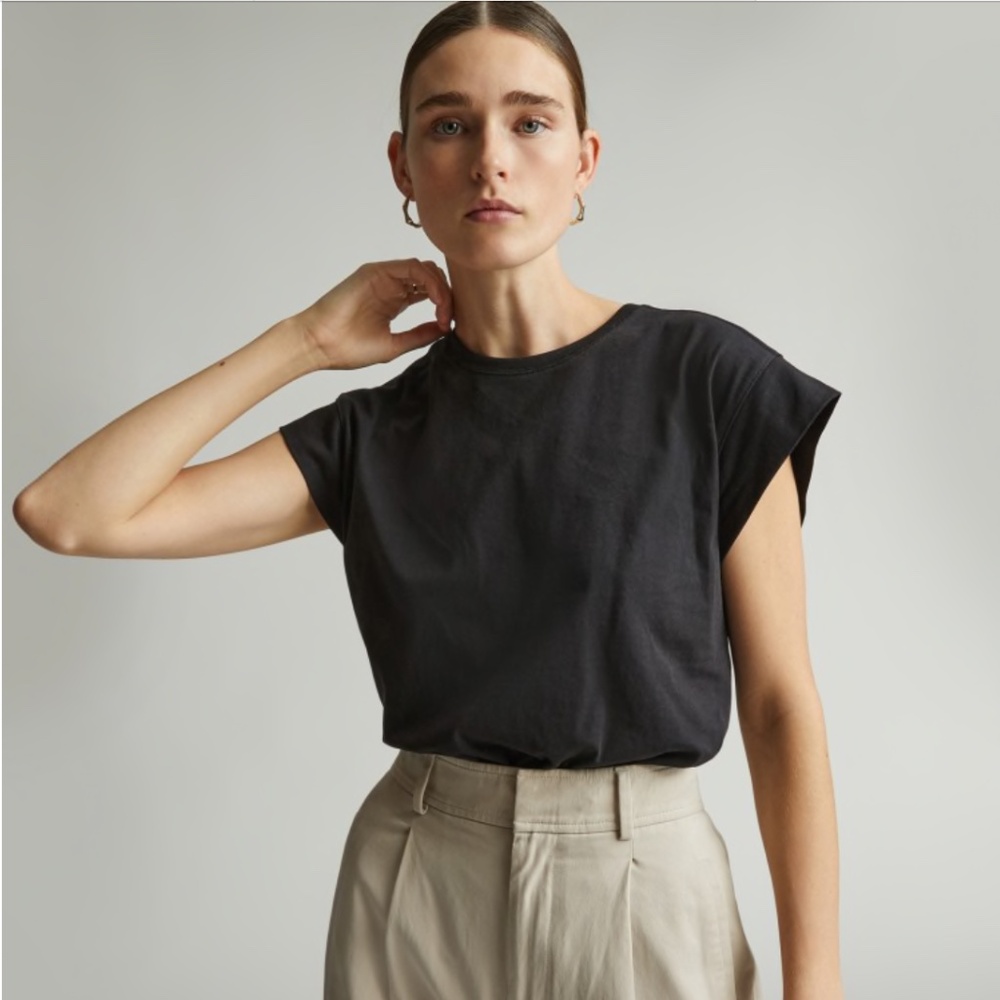 Everlane The Organic Cotton Muscle Tee, size medium